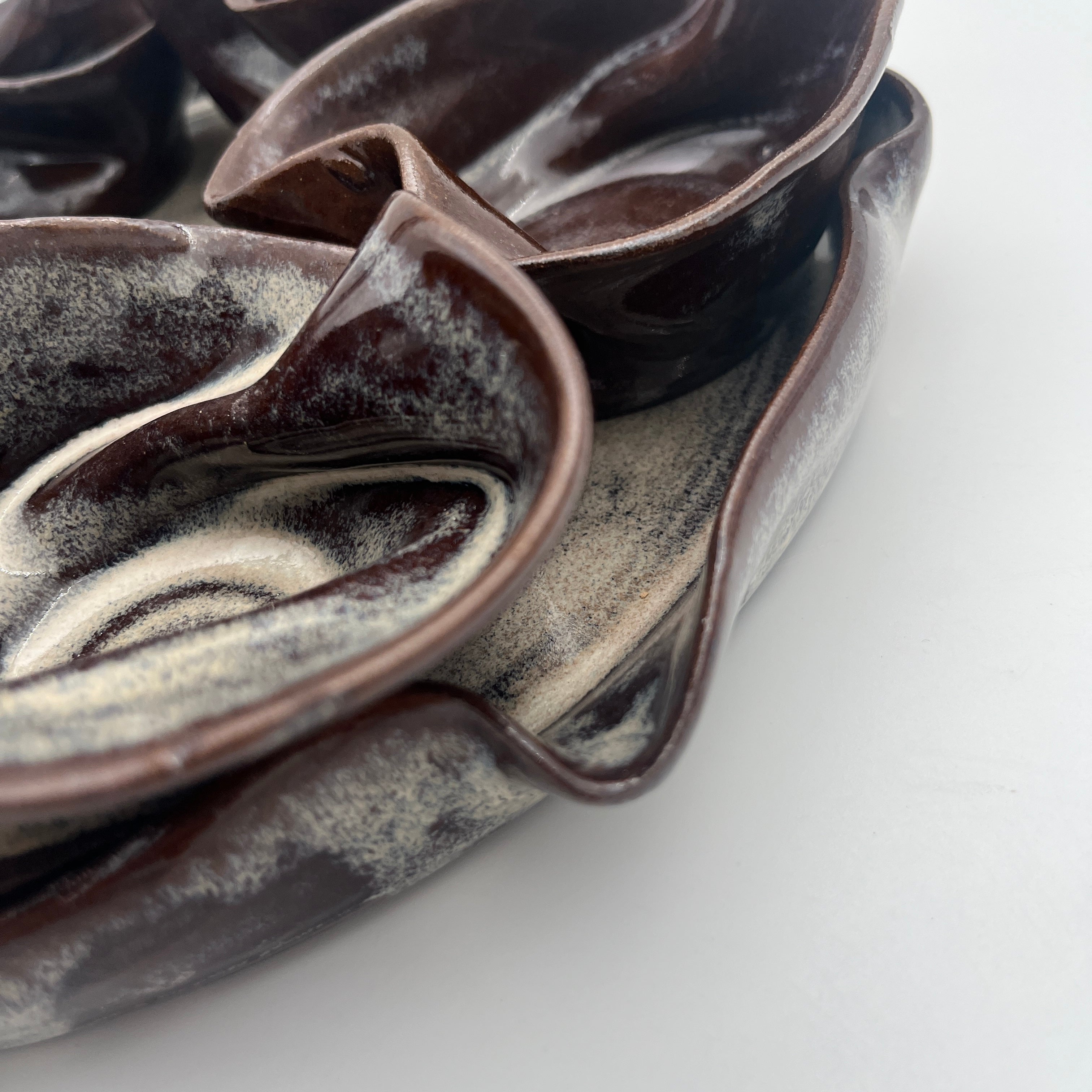 "Flow" Passover Set