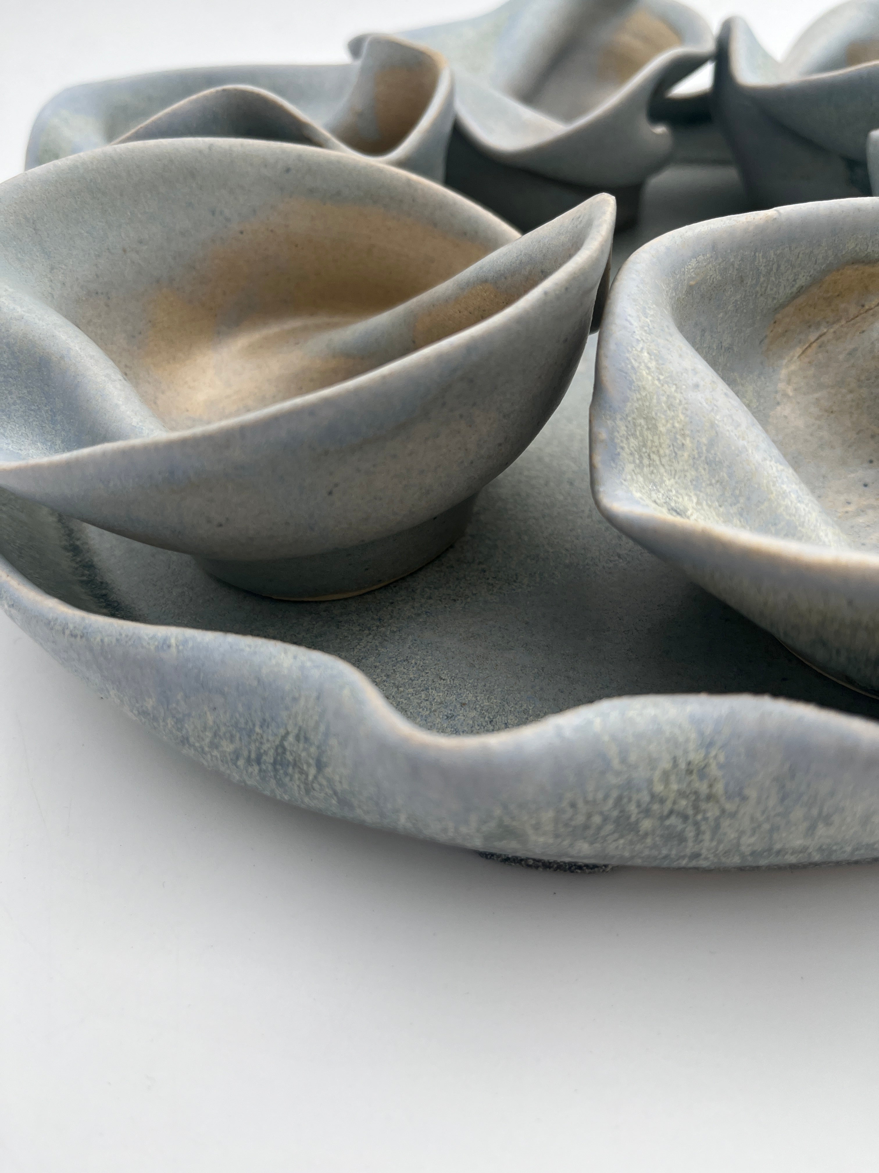 "Flow" Passover Set