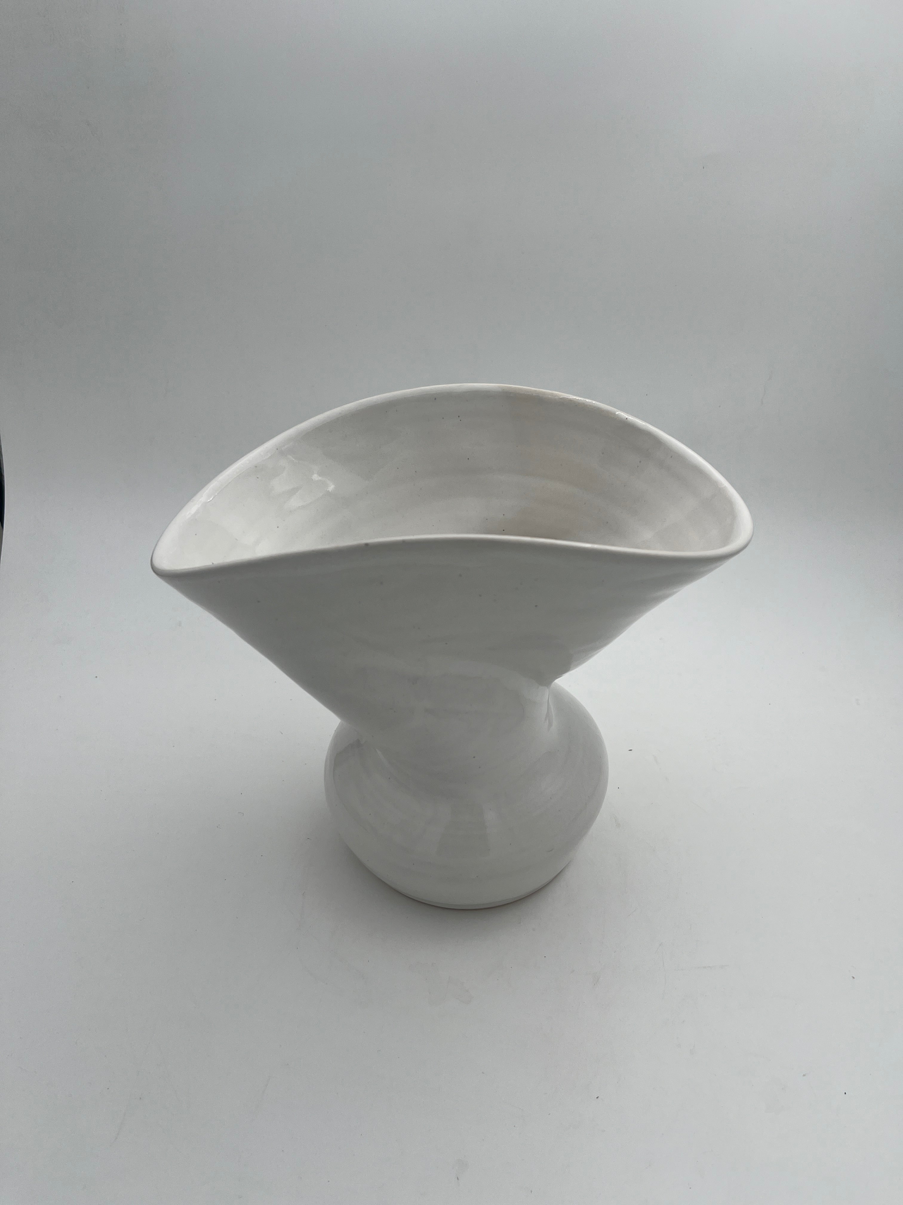 "Flow" Vase White
