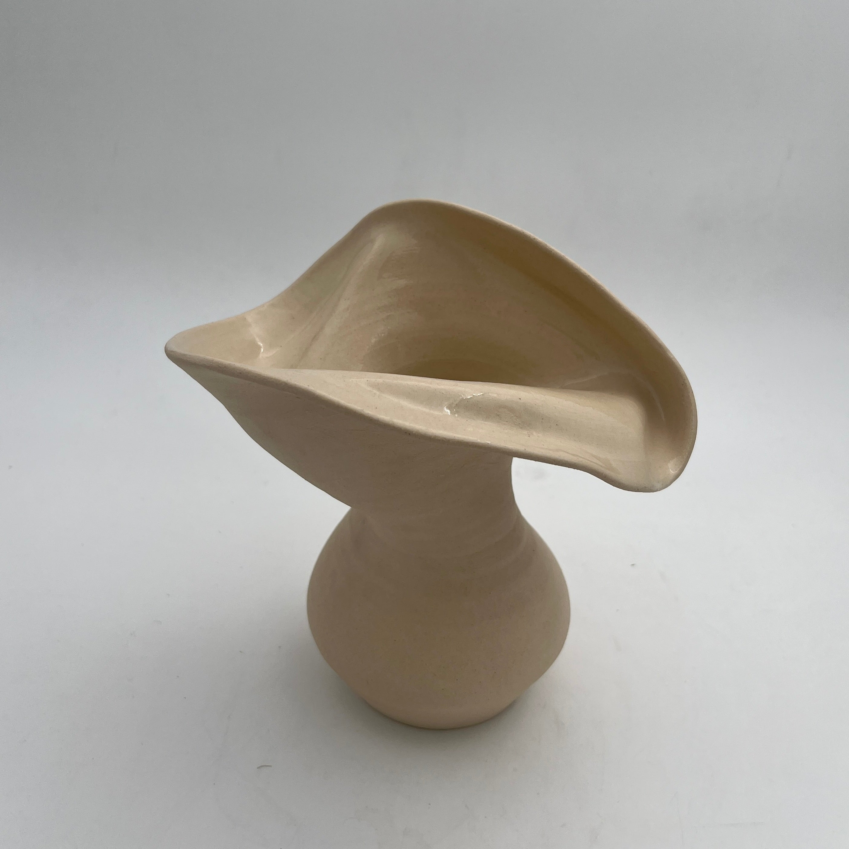 "Flow" Vase Beige