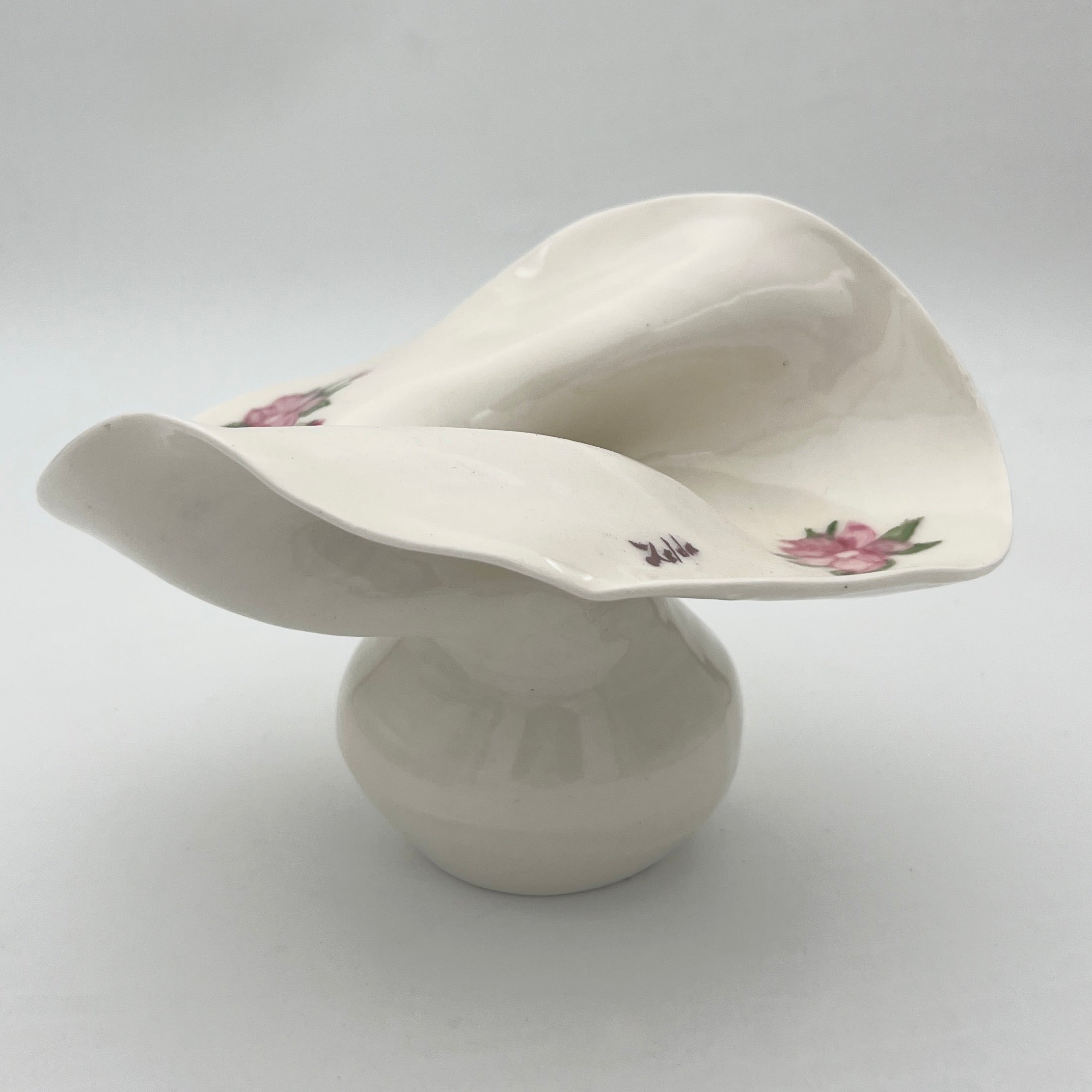 Melani x Zelda - Small Flow Vase