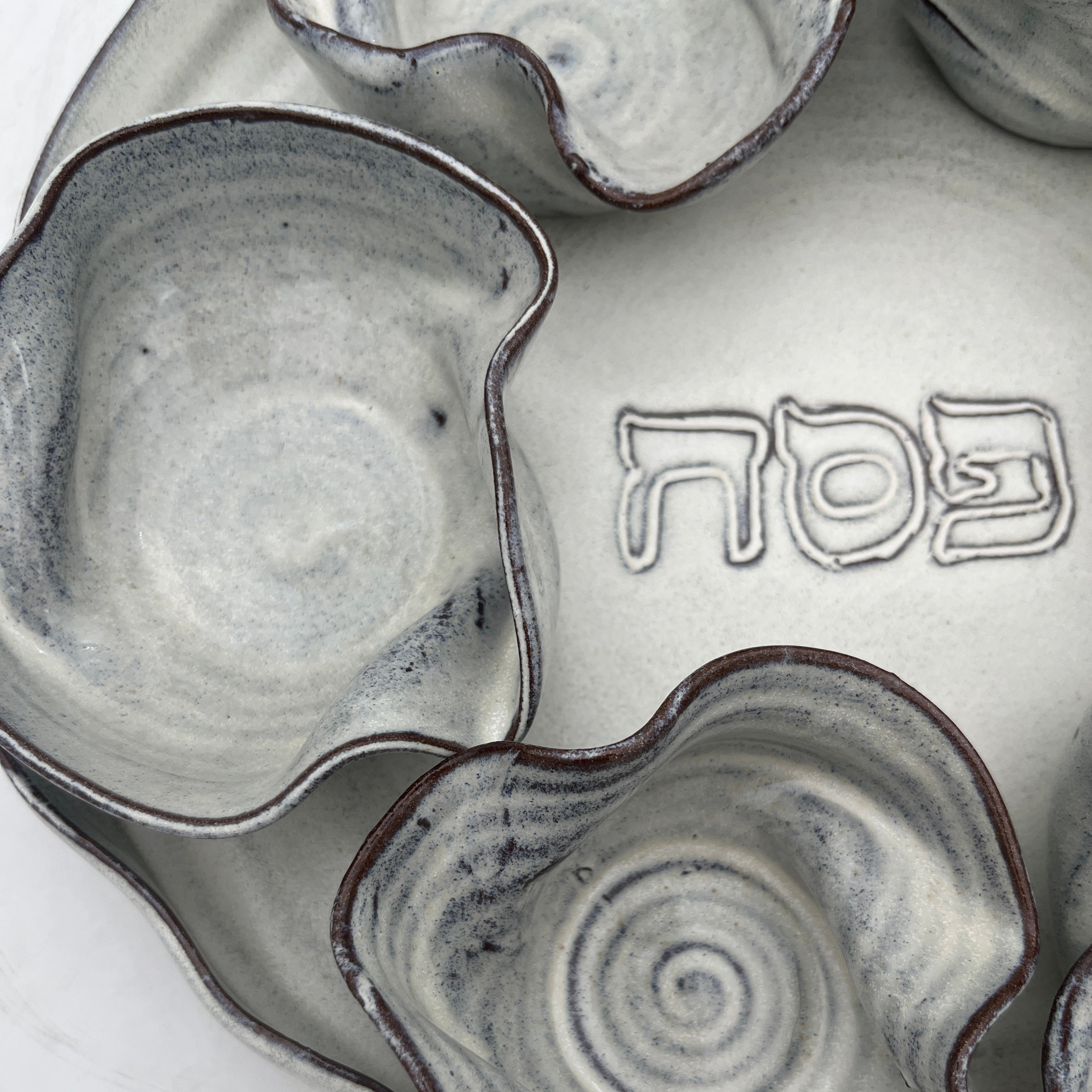 סט פסח " Flow "